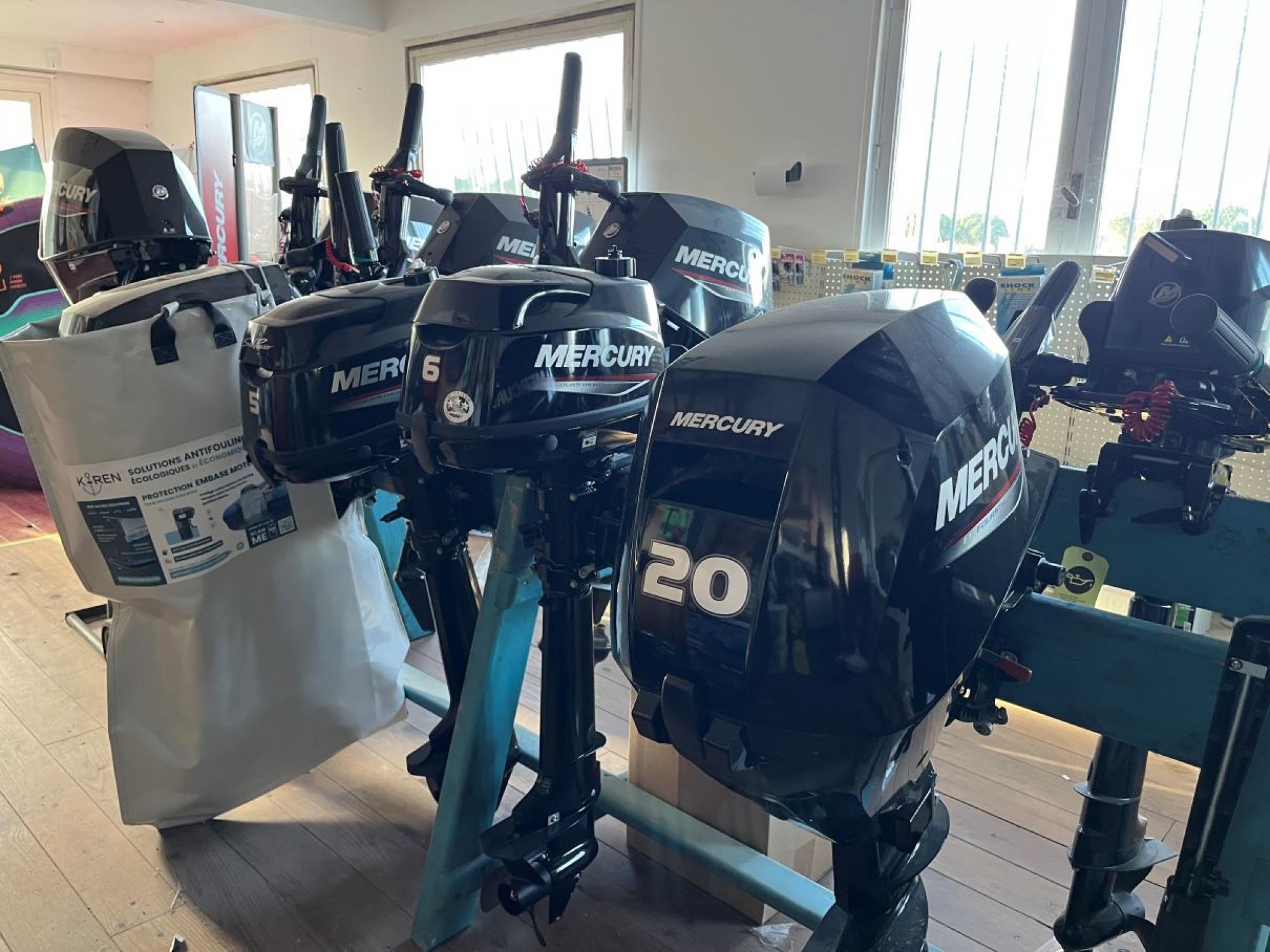 Promotions chantier naval La Perrotine : Promo Mercury : -22% sur petits moteurs jusqu'au 31/01/26 - Ile d'Ol&eacute;ron - Charente Maritime