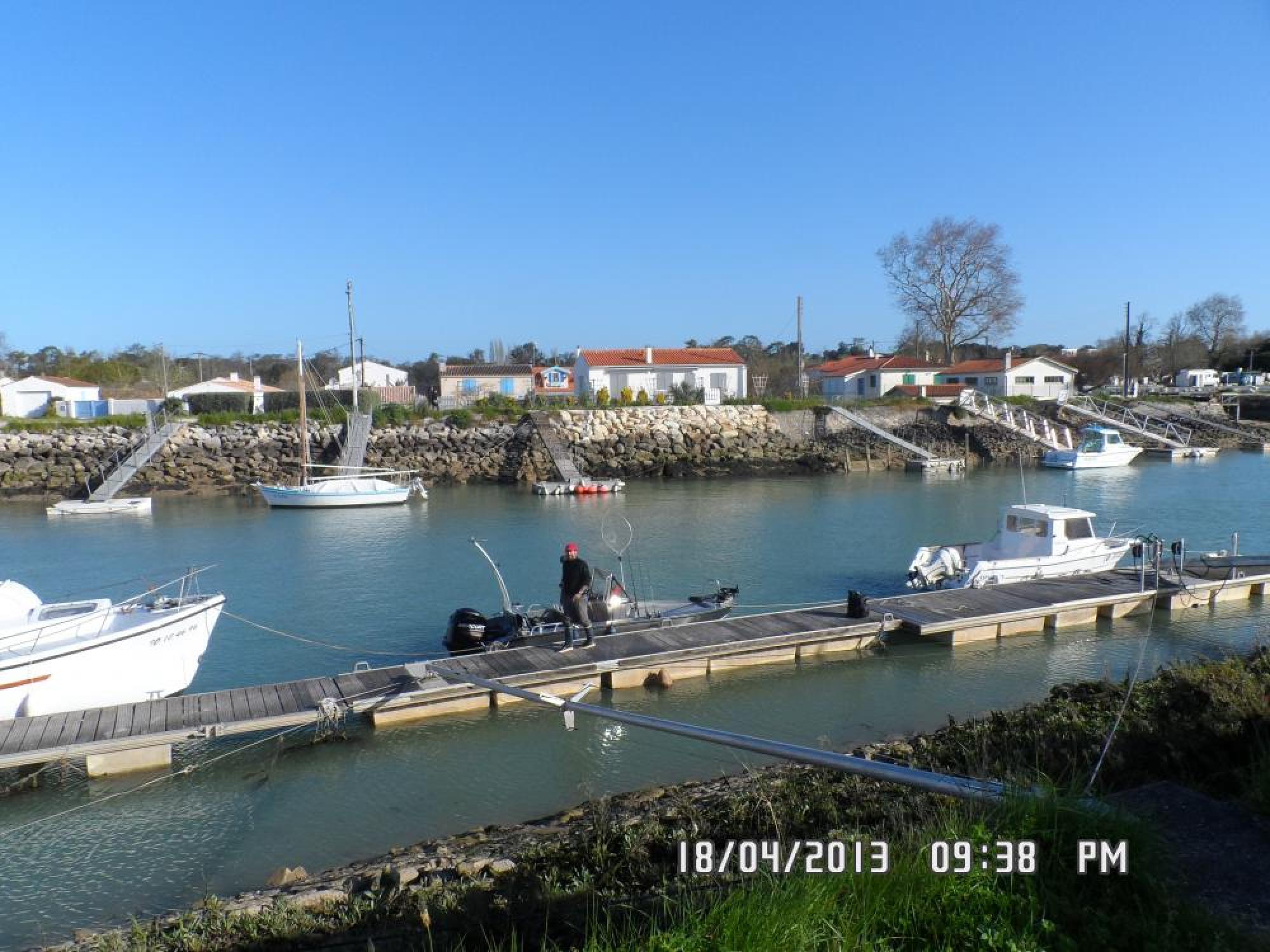 Fêtes de fin d'année - Chantier Naval et Port à sec La Perrotine (Port de Boyardville - Ile d'Oléron)