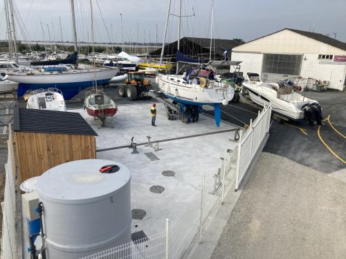 Aire de carénage homologuée niveau 2 (Zéolithe + charbon actif) Chantier Naval et Port à sec La Perrotine (Port de Boyardville - Ile d'Oléron) 